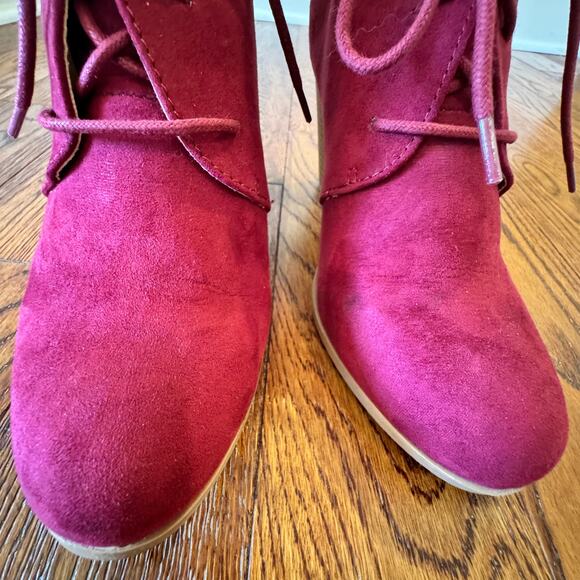 Maurice Daphne Faux Suede Heeled Ankle Bootie Women's Shoes 7.5 Boho Burgundy - Picture 12 of 13